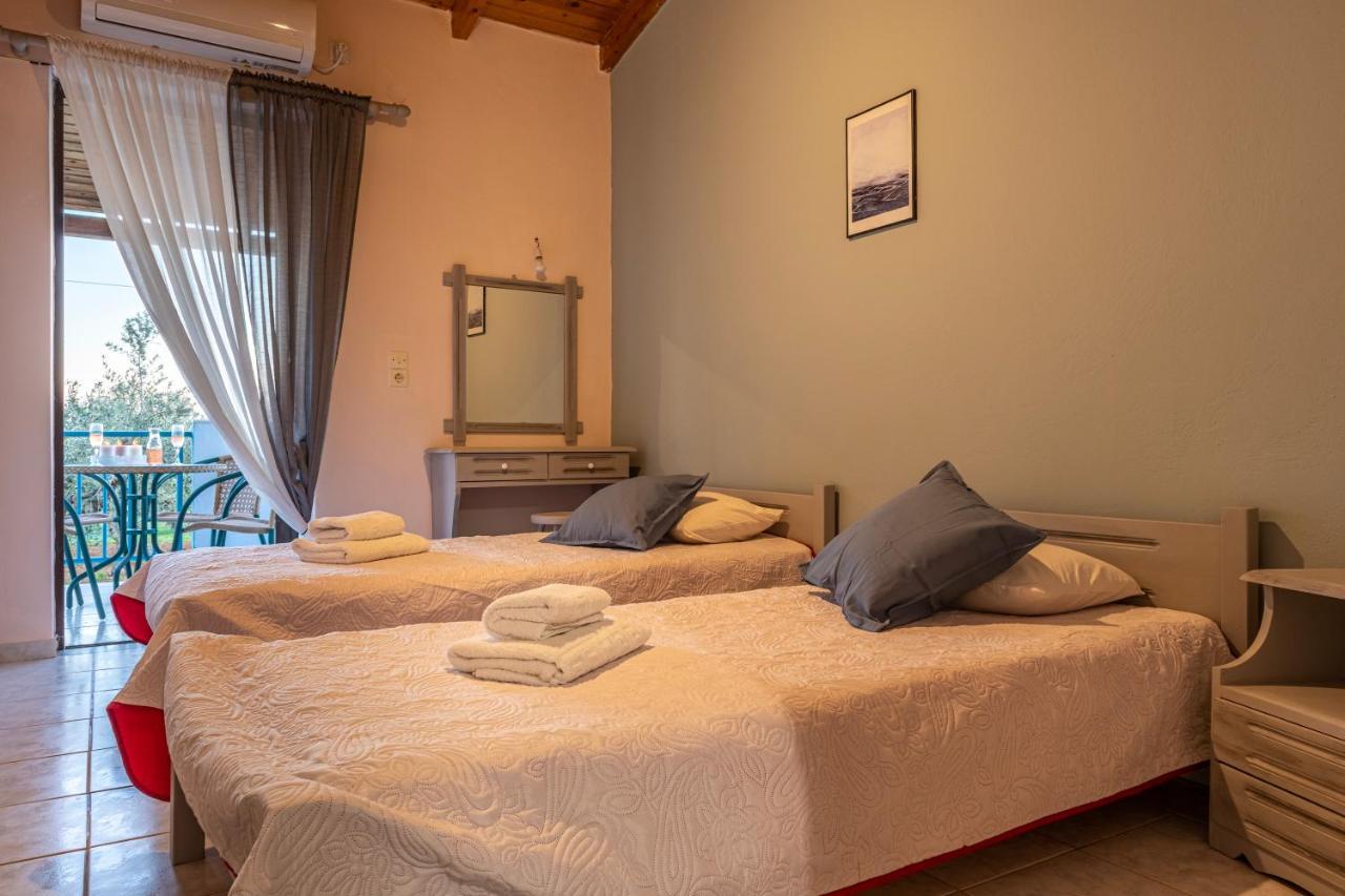 Secret Summer Havens - Perfectly Secluded Getaways Vasilitsion Экстерьер фото